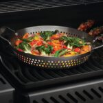 GRILLING WOK