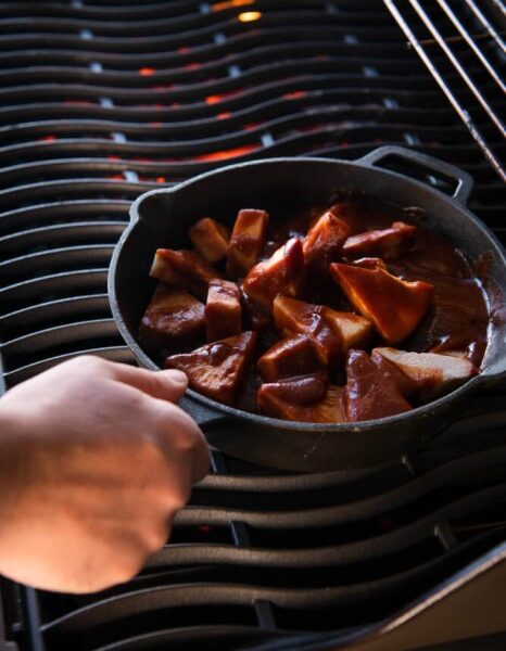 CAST IRON FRYING PAN